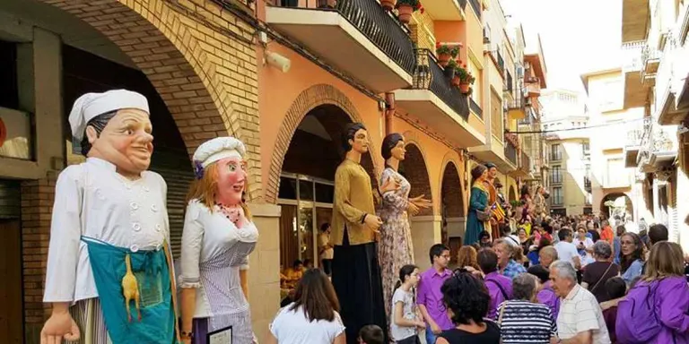 La segona mostra de gegants, un èxit tot i el mal temps