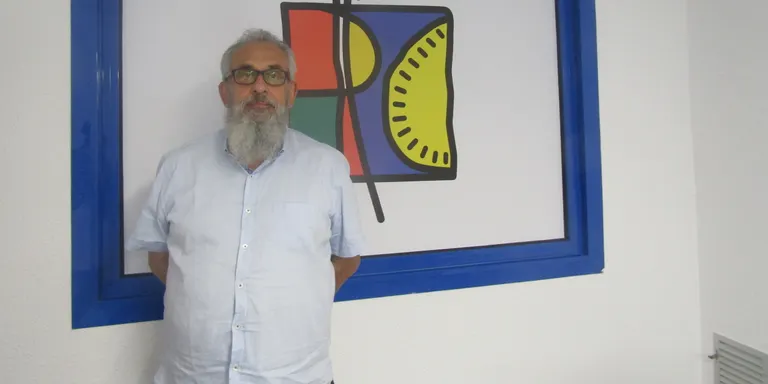 Carles Piqueras: “A Catalunya no és molt habitual la tècnica dels llapis de colors”