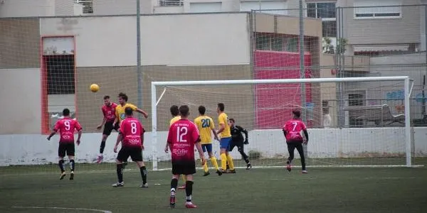 El Creixell no es refia del Catllar ‘B’ en un nou derbi del Baix Gaià