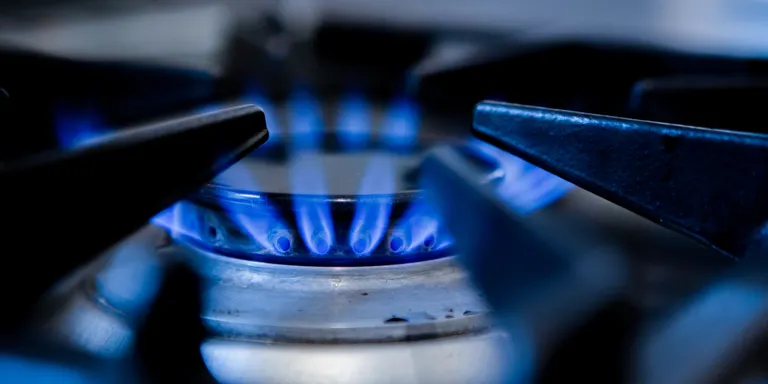 La Unió Europea rebaixa les importacions de combustibles fòssils russos un 35% des de l'inici de la guerra