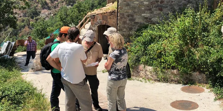 Els geòlegs intensifiquen els treballs al poble de Mencui després de l'aparició de noves esquerdes