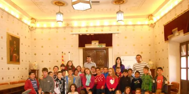 Visita dels alumnes de l'Escola La Valira a l'Ajuntament de la Seu