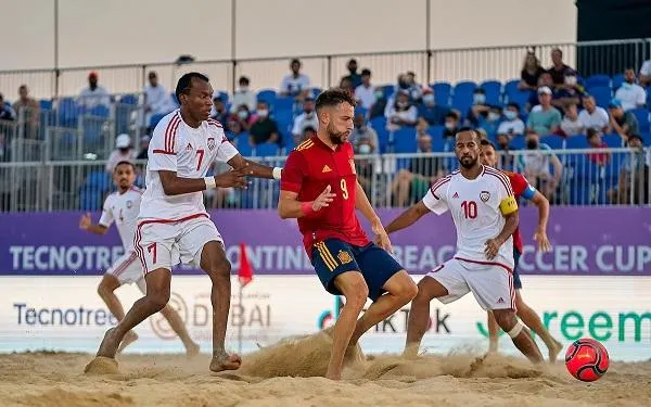 Edu Suárez i José Arias debuten amb derrota en la Copa Intercontinental davant els Emirats Àrabs (6-4)