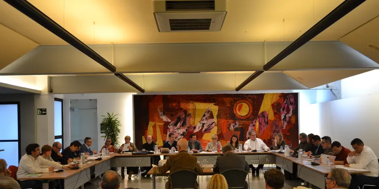 El ple aprova les ordenances fiscals, amb la rebaixa de l'IBI i la congelació d'impostos i taxes