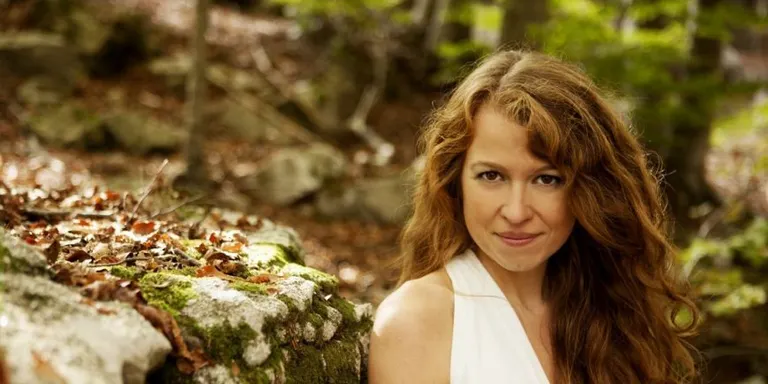 Les Nits de Jazz al Balneari continuen amb Gemma Abrié Solobassing