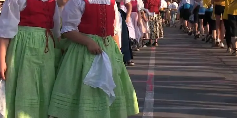 500 dansaires consoliden Les Gitanes a l'Escardívol