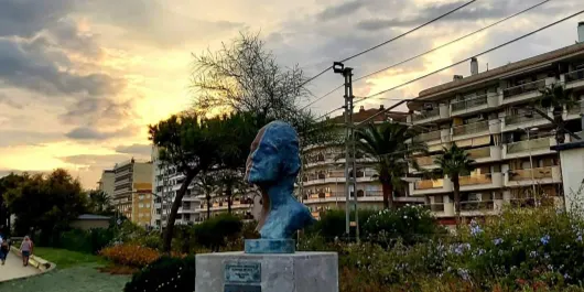 Núvols i possibilitat d'algun ruixat de tarda