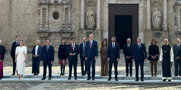 El rei Felip VI presideix la reunió del Reial Patronat del Monestir de Poblet