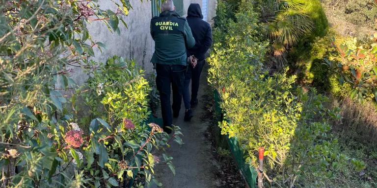 Cau una xarxa de traficants de marihuana i haixix a Maçanet de la Selva: quatre detinguts