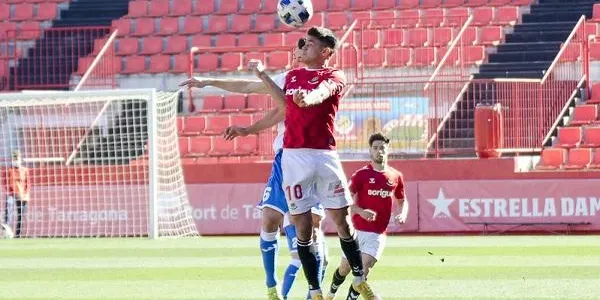 El Nàstic no carbura davant un Prat molt seriós
