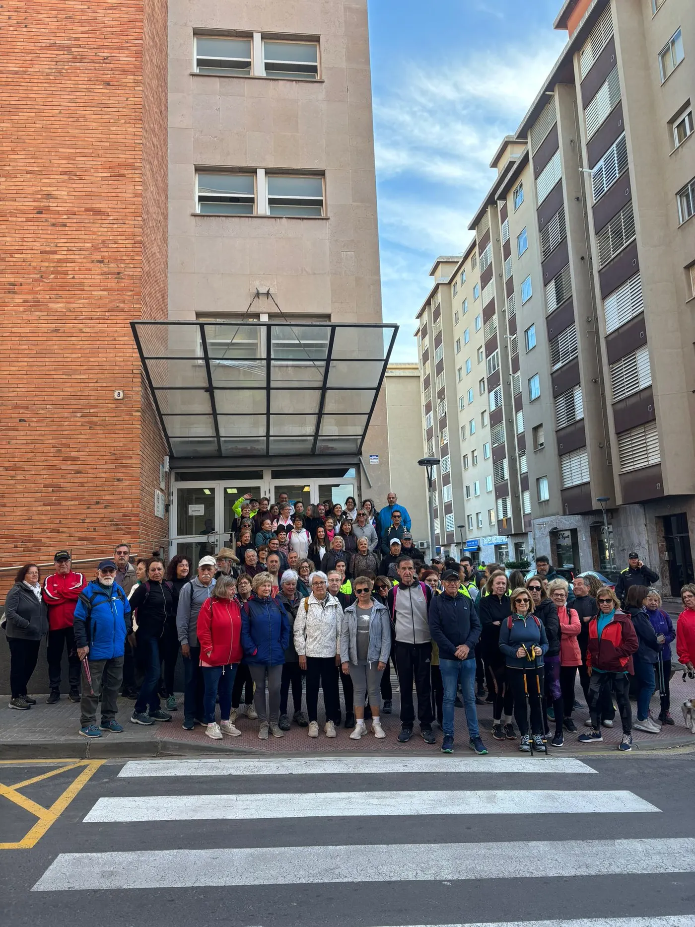 Més d’un centenar de persones participen a la Caminada Popular a Masmolets