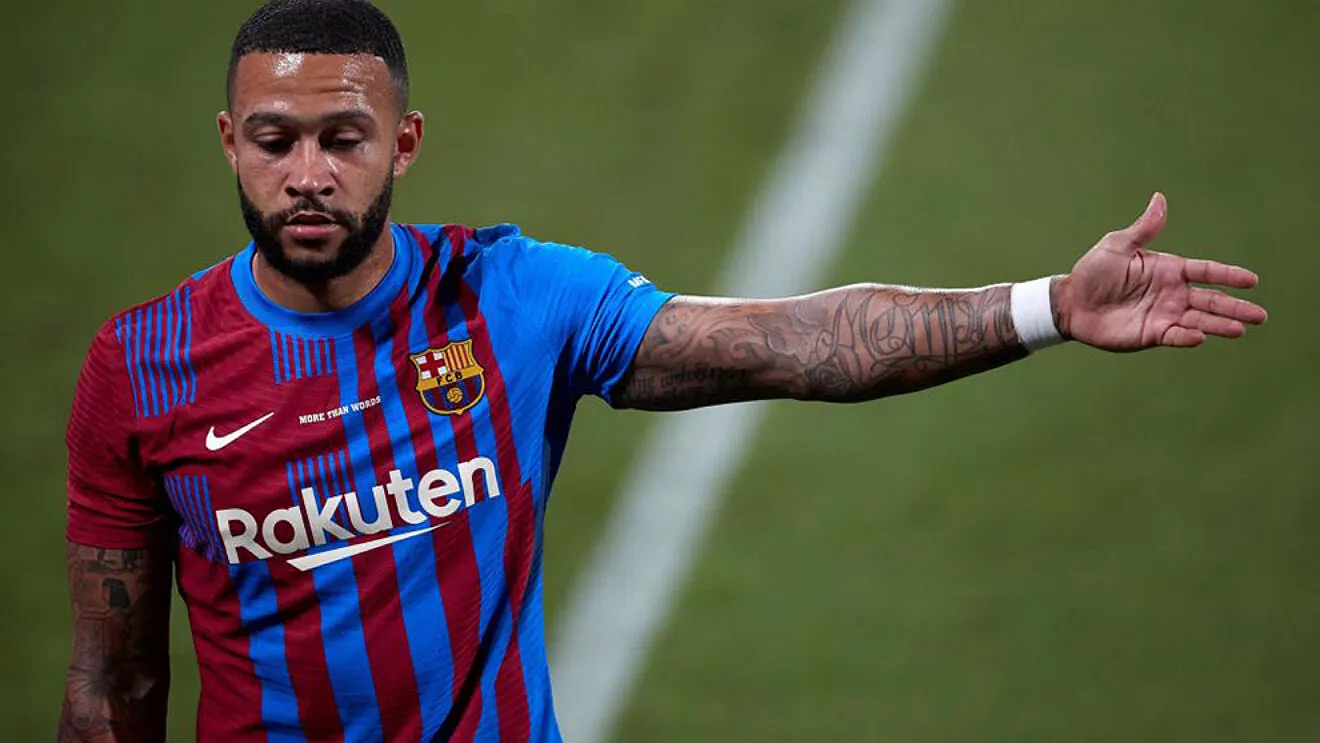 Depay, baixa pel derbi