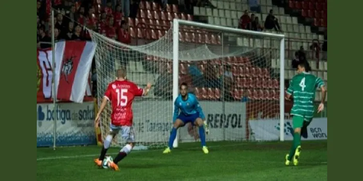 El Nàstic empata a casa contra el Cornellà i segueix colíder a la classificació