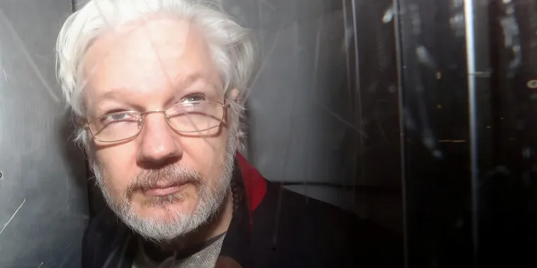 El Regne Unit rebutja l'extradició de Julian Assange als EUA