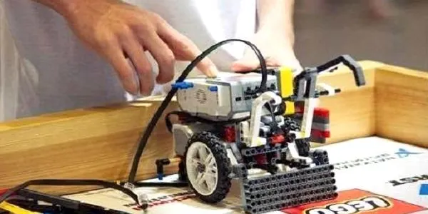 L’equip ‘Tekno Altafulla’ no supera l’eliminatòria de la First Lego League celebrada a Tarragona