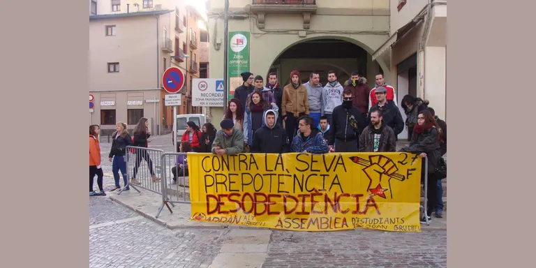 Alumnes de l'Institut Brudieu convoquen una concentració per la vaga d'estudiants
