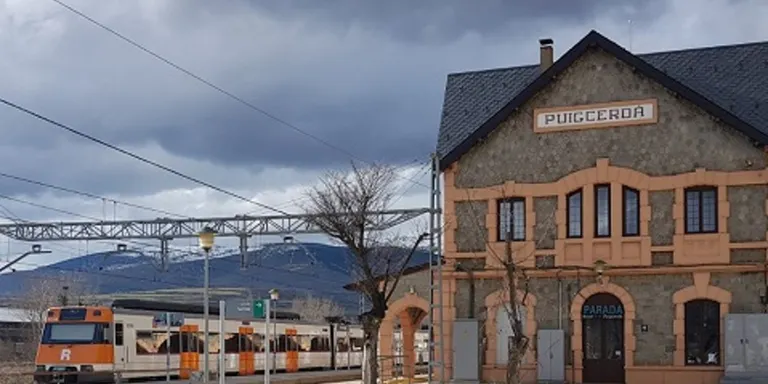 Es restableix el servei ferroviari de l'R3 entre Ripoll i Puigcerdà després de set setmanes suspès per l'estat d'alarma