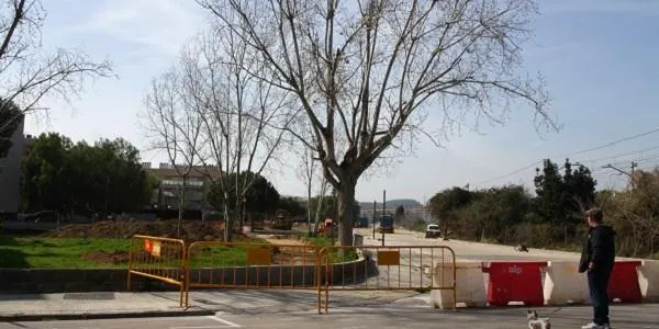 Les obres del carrer Fassina varien l’accés a l’estació de trens d’Altafulla