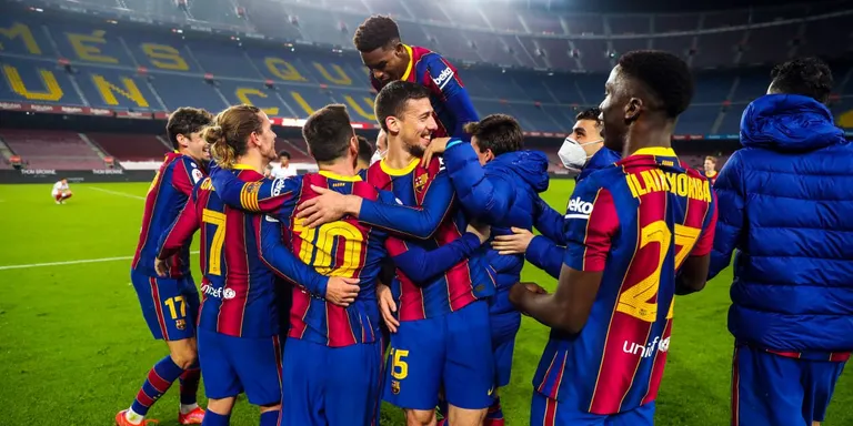La llum (blaugrana) al final del túnel