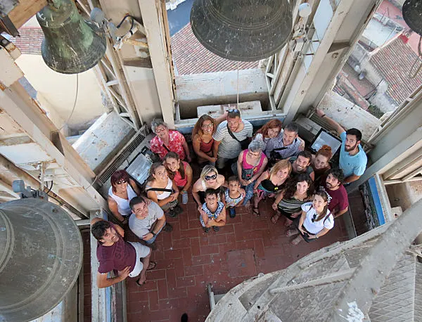 L’Oficina Municipal de Turisme obra la porta dels monuments vallencs