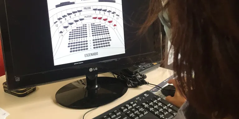 L'Oficina del Consumidor del Solsonès demana precaució a l'hora de comprar entrades a través d'internet