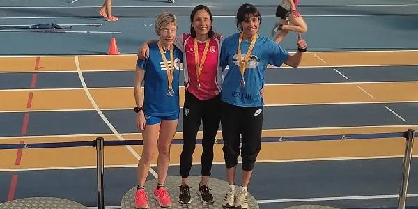 L’altafullenca Marta Camps assoleix dos ors en el Campionat de Catalunya Màster en Pista Coberta