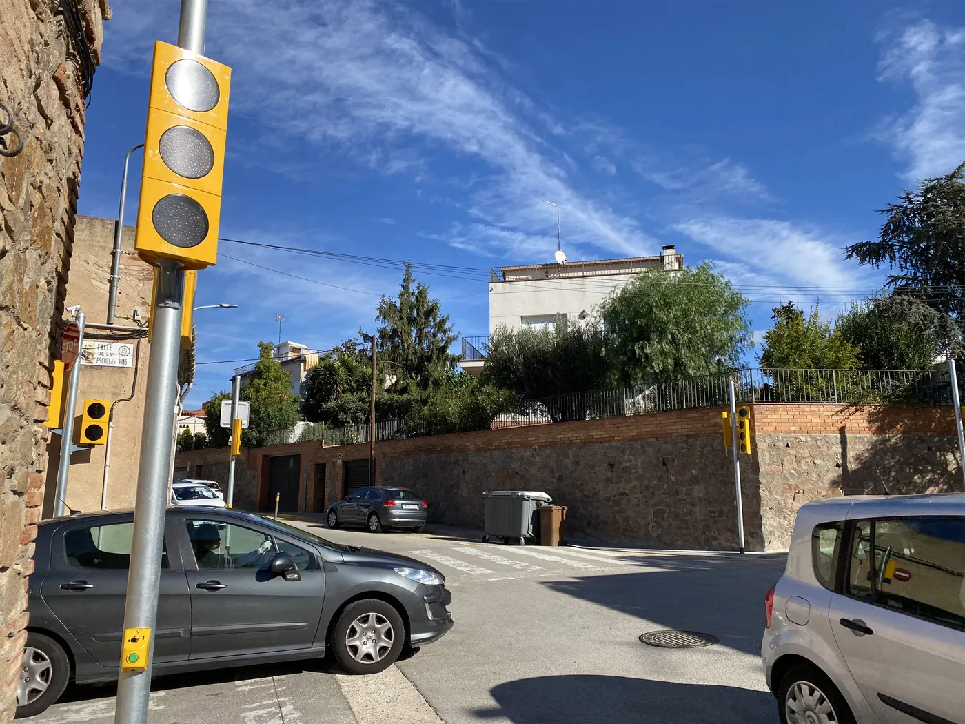 Ja estan en marxa els nous semàfors amb control de velocitat