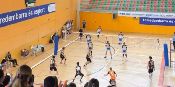 El Juvenil i el Cadet del CEVOL Torredembarra es queden a un set de l’ascens a Primera Divisió