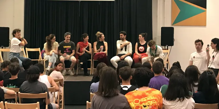 Alumnes de 1r d’ESO de Cambrils participen en un circuit de teatre d’igualtat de gènere i violències masclistes