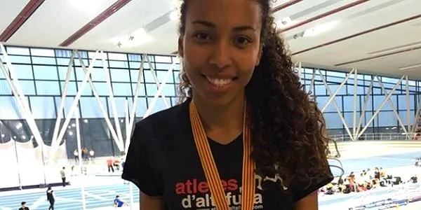 L’atleta Laura Alonso aconsegueix la medalla de bronze en els 400 metres del Campionat de Catalunya Absolut en Pista Coberta