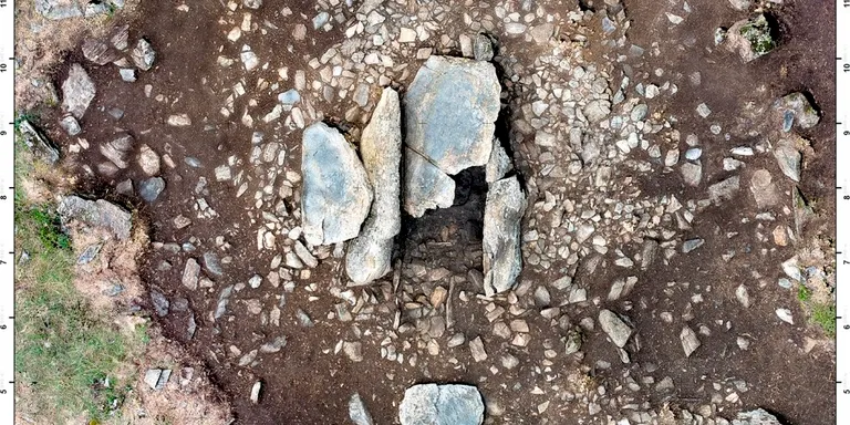 El cicle 'Desenterrant el passat' s'acomiada amb una xerrada sobre el dolmen de la Llosa de Bescaran