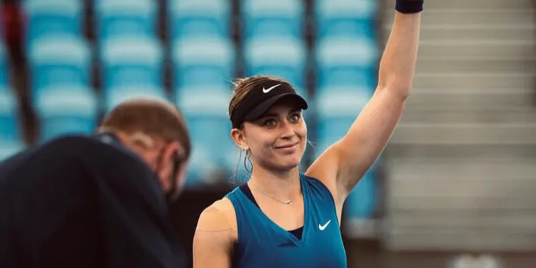 Paula Badosa supera Ajla Tomljanovic (6-3 i 6-4)