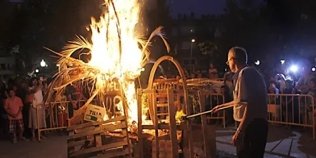 La Celebració de la crema de la bota creix amb un taller de llumenetes