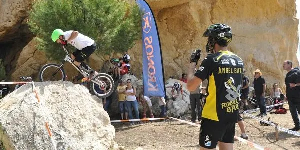 Abel Mustieles i Gemma Abant s’imposen a Torredembarra en la segona prova de la Copa Catalana de Trial UCI