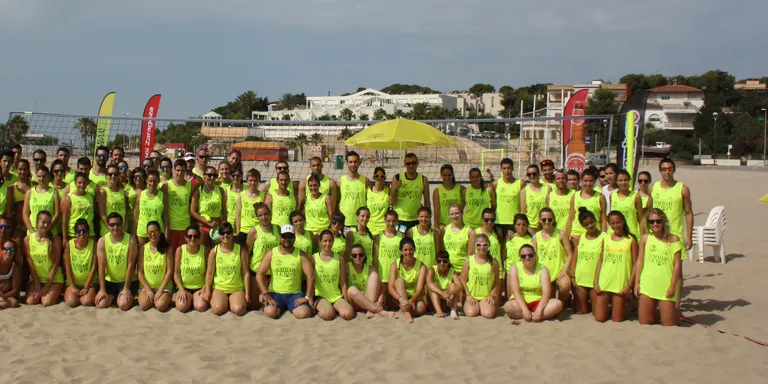 Arriba la novena edició de l’Open Multivoley de Torredembarra