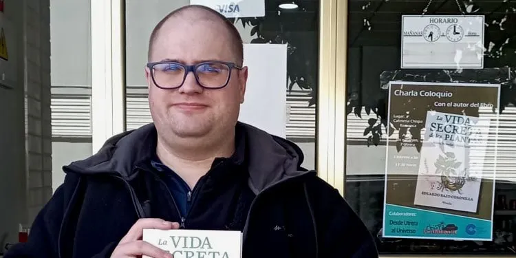 El biólogo Eduardo Bazo habla de su último trabajo en ‘La linterna de Utrera’