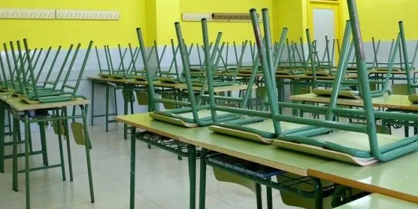 La totalitat dels alumnes de 3r i 4t d’ESO i de 1r i 2n de Batxillerat de l’Institut d’Altafulla secunden la vaga d’estudiants d’aquest dimecres