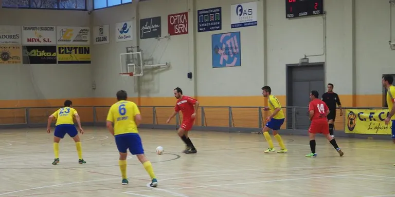 Derrota del CF Castellciutat amb l'EFS Comtat d'Urgell (6-2)