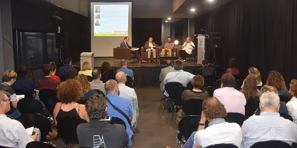 Torredembarra elaborarà un pla estratègic per potenciar el turisme esportiu de platja