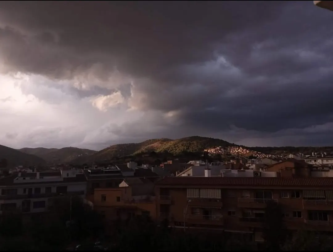 Possibilitat de més pluja a la tarda i ambient més fresc