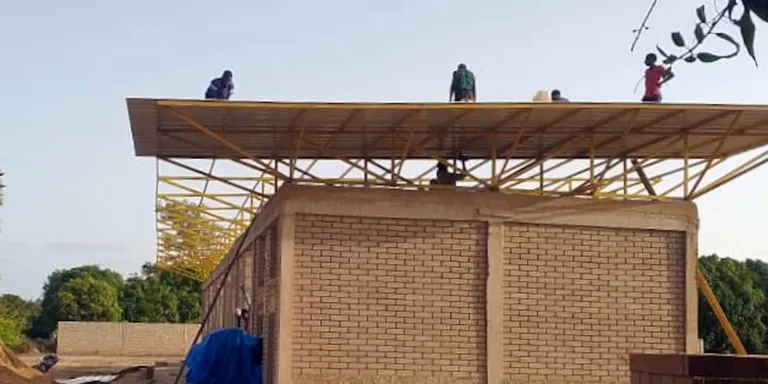 Una ONG d'Arbúcies impulsa un hospital maternoinfantil al Senegal que donarà cobertura a 7.000 dones