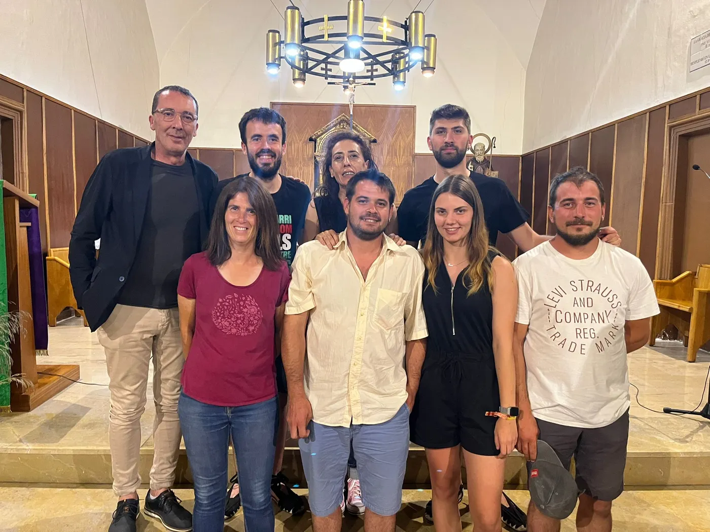 La Societat de Sant Antoni i els Campaners de Valls signen un acord per al manteniment del campanar de Sant Antoni
