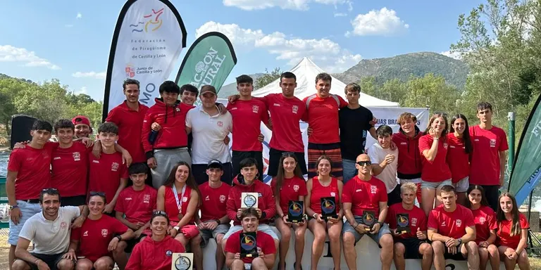 GRAN ACTUACIÓN DE SANTIAGOTARRAK EN EL CAMPEONATO DE ESPAÑA DE AGUAS BRAVAS 2025