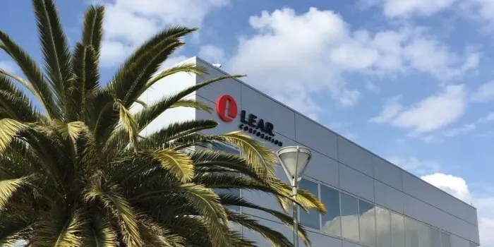 Els treballadors de Lear Valls desconvoquen la vaga a l’aproximar-se a un acord amb l’empresa