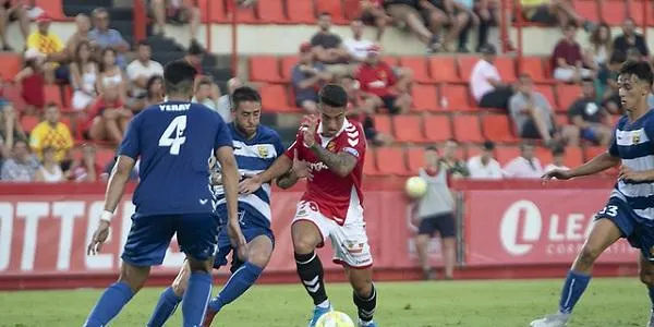 El Nàstic manté el malefici de la primera jornada i cau contra el Llagostera per 1 a 3