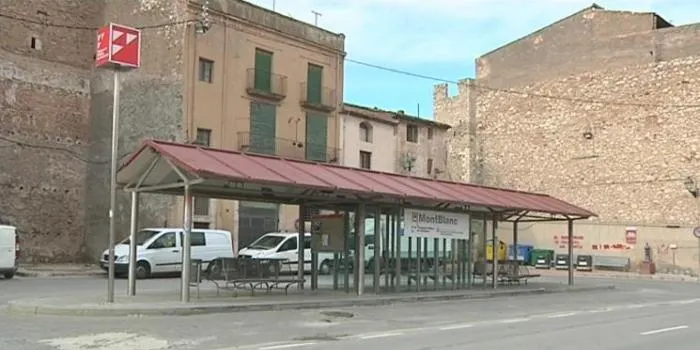 L'Espai Cívic organitza un taller per aprendre a jugar a escacs i un altre per fer ganxet