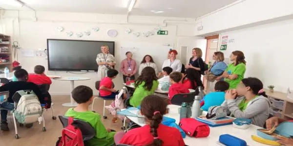 Mestres i alumnes grecs visiten Creixell dins el projecte Erasmus+