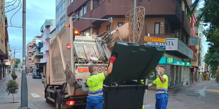 Toneladas de basura, miles de euros de gasto y ni un dato sobre las ventas en San Gregorio