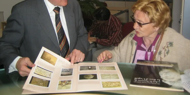 Quinze ciutadans han completat ja l'àlbum de cromos de la Seu