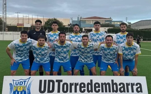 La Torre perd dos punts en el descompte davant l’Atlètic Valls (2-2)
